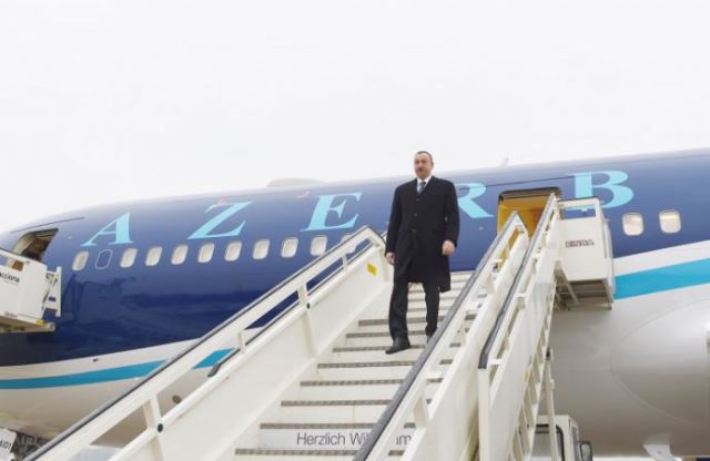 Ильхам Алиев совершит визит во Францию 
